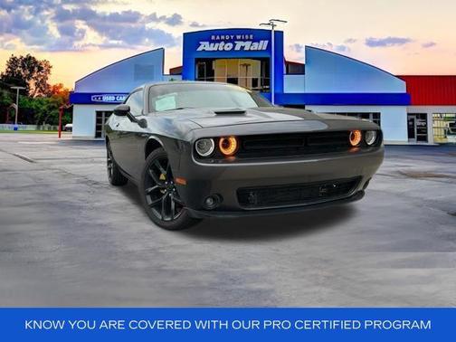 Granite Pearlcoat 2022 Dodge Challenger SXT