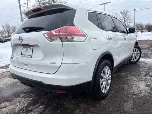 2015 Nissan Rogue S