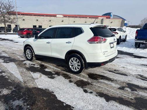 2015 Nissan Rogue S