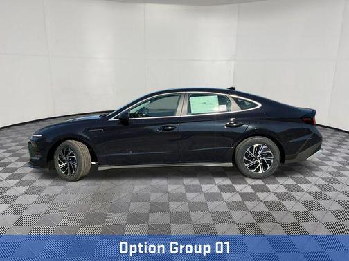 Carbon Blue 2026 Hyundai SONATA Hybrid Base
