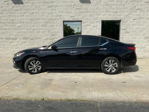 Super Black 2020 Nissan Altima S Intelligent AWD