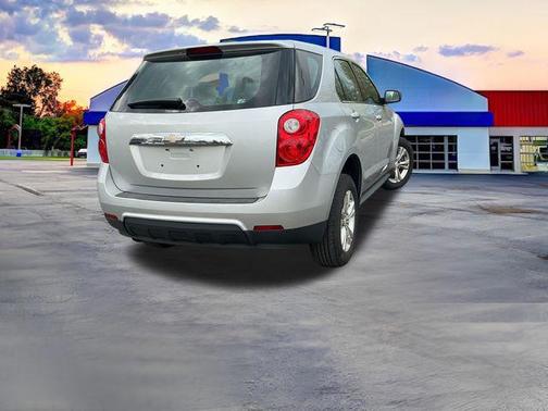 Silver 2015 Chevrolet Equinox LS