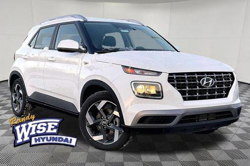 Lunar White 2026 Hyundai VENUE SEL
