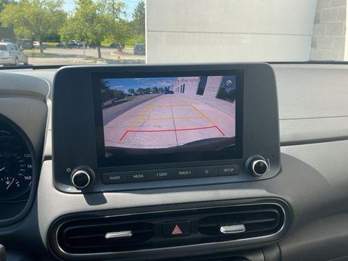 Abyss Black Pearl 2023 Hyundai KONA SEL