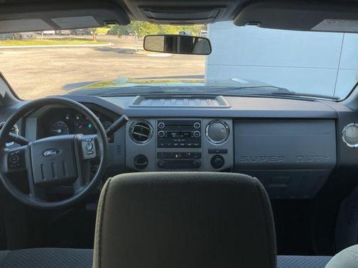 SHADOW BLACK 2016 Ford F-250 XLT