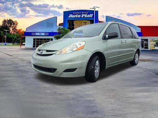 2009 Toyota Sienna LE