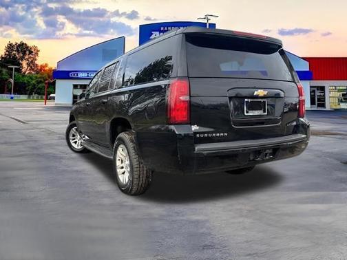 Black 2019 Chevrolet Suburban LT
