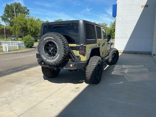 Commando 2013 Jeep Wrangler Unlimited Rubicon