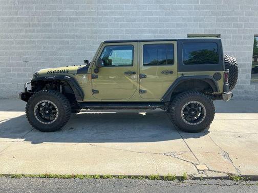 Commando 2013 Jeep Wrangler Unlimited Rubicon