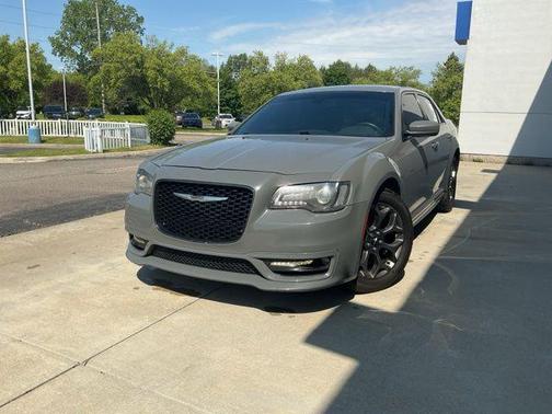 Ceramic Grey Clearcoat 2017 Chrysler 300 S