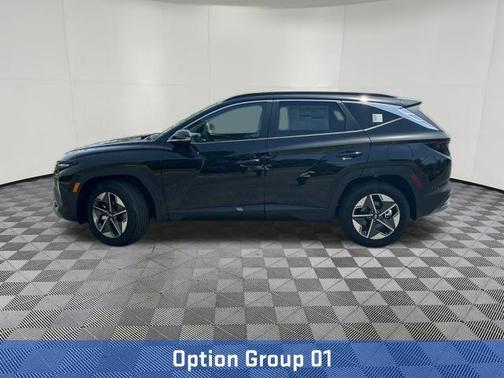 Phantom Black 2026 Hyundai TUCSON SEL Premium