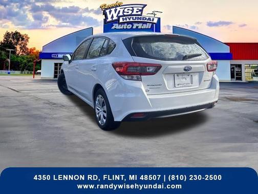 Crystal White Pearl 2022 Subaru Impreza Base