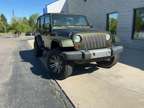 Jeep Green Metallic Clearcoat/Khaki Hard Top 2009 Jeep Wrangler Unlimited Sahara