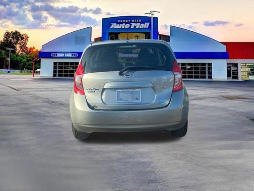 Magnetic Gray Metallic 2015 Nissan Versa Note SV