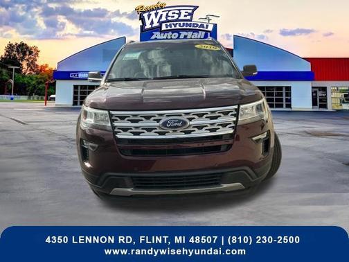 BURGUNDY VELVET MET TINT CC 2019 Ford Explorer XLT