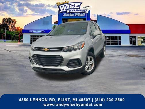 Silver Ice Metallic 2020 Chevrolet Trax LS