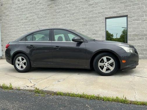 Tungsten Metallic 2014 Chevrolet Cruze 1LT