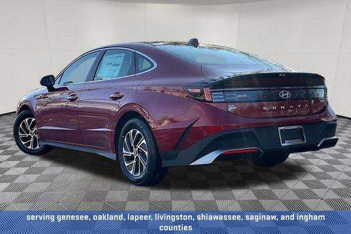 2026 Hyundai SONATA Hybrid Base