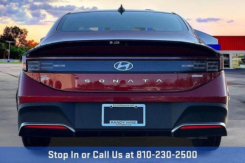 2026 Hyundai SONATA Hybrid Base