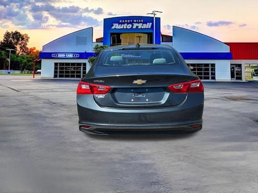 Shadow Gray Metallic 2020 Chevrolet Malibu 1LS
