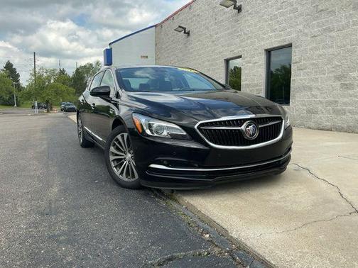 Black Onyx 2018 Buick LaCrosse Premium