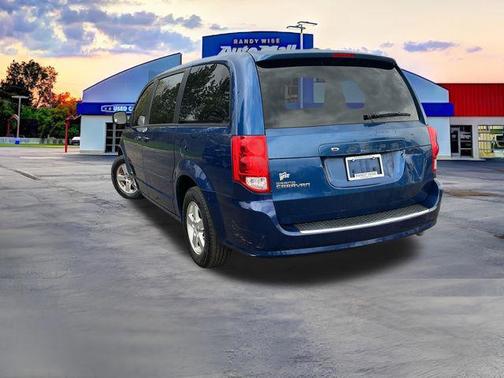 Deep Water Blue Pearlcoat 2011 Dodge Grand Caravan Mainstreet