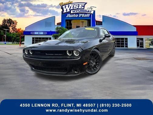 2020 Dodge Challenger SXT