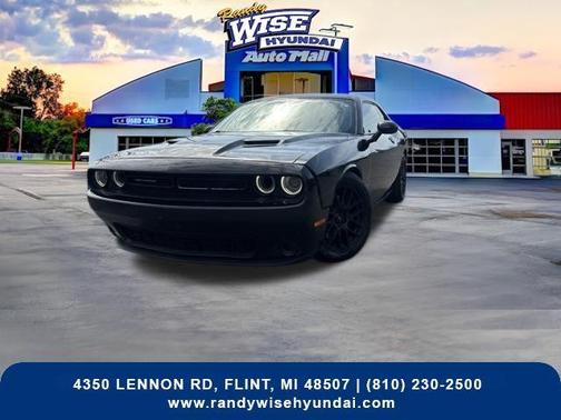 2020 Dodge Challenger SXT