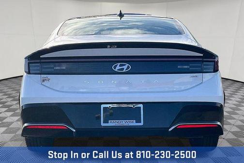 2026 Hyundai SONATA Hybrid SE