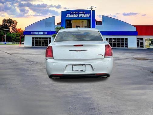Silver Mist Clearcoat 2021 Chrysler 300 S