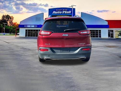 Deep Cherry Red Crystal Pearlcoat 2016 Jeep Cherokee Limited