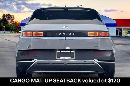 2024 Hyundai IONIQ 5 SE