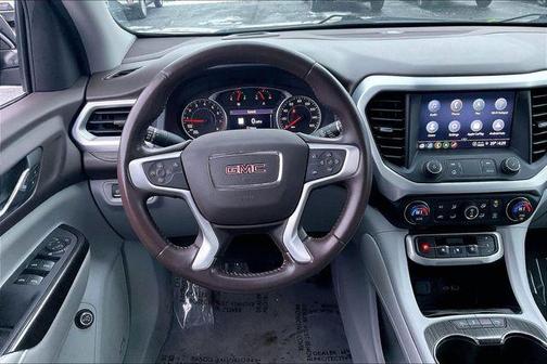 2022 GMC Acadia AWD SLT