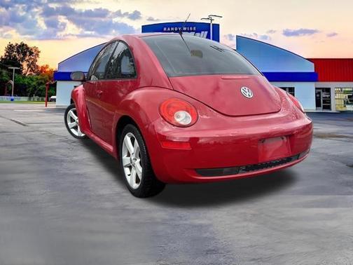 2007 Volkswagen New Beetle 2.5