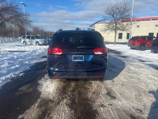 2018 Chrysler Pacifica Touring-L