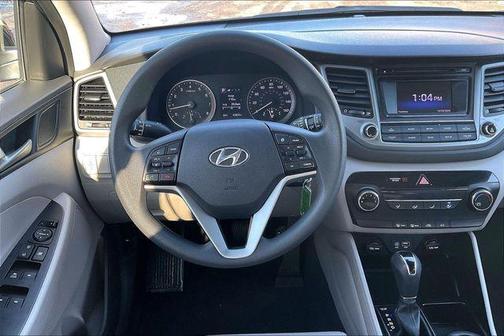 2018 Hyundai TUCSON SE