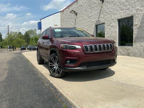 Velvet Red Pearlcoat 2020 Jeep Cherokee Latitude Plus