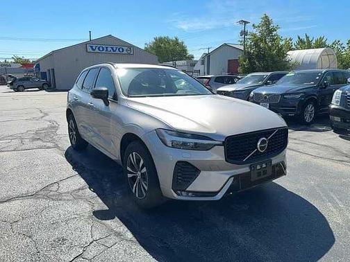 2024 Volvo XC60 Core