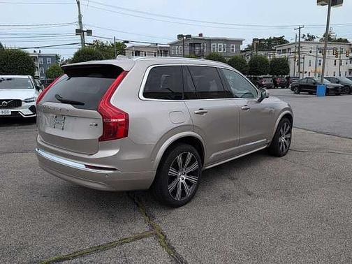 Bright Dusk 2024 Volvo XC90 Plus Bright Theme