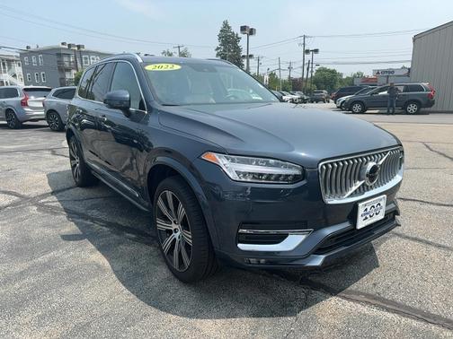 2022 Volvo XC90 T6 Inscription