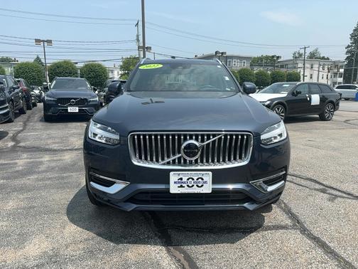 2022 Volvo XC90 T6 Inscription