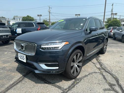 2022 Volvo XC90 T6 Inscription