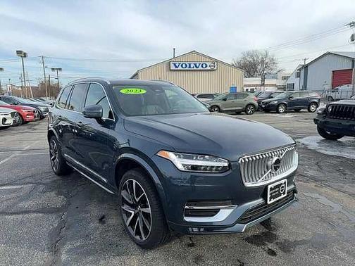 2023 Volvo XC90 Plus