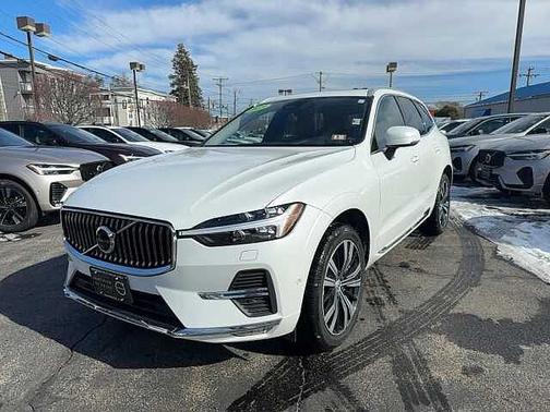 2023 Volvo XC60 Plus