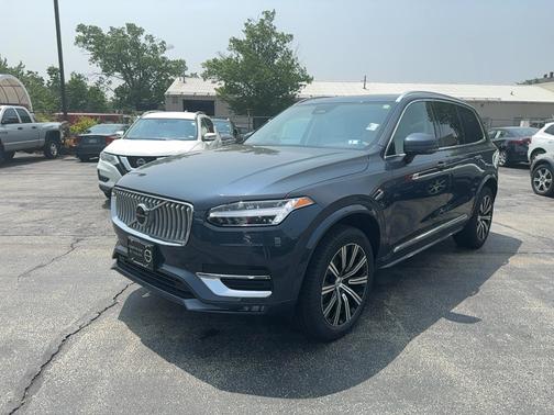 2024 Volvo XC90 B5 Core Bright Theme