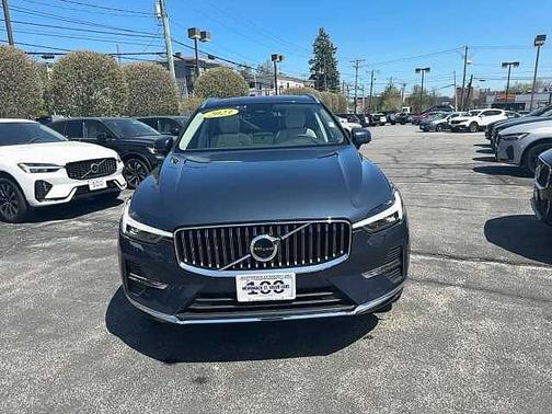 2023 Volvo XC60 Plus