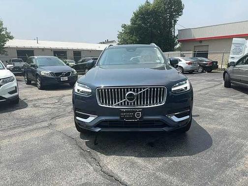 2024 Volvo XC90 Core
