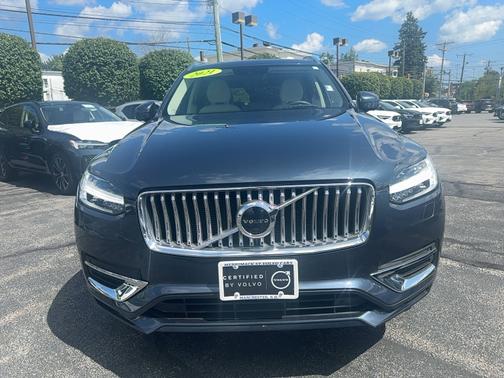 2021 Volvo XC90 T6 Inscription