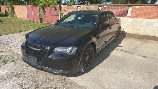 Gloss Black 2019 Chrysler 300 S