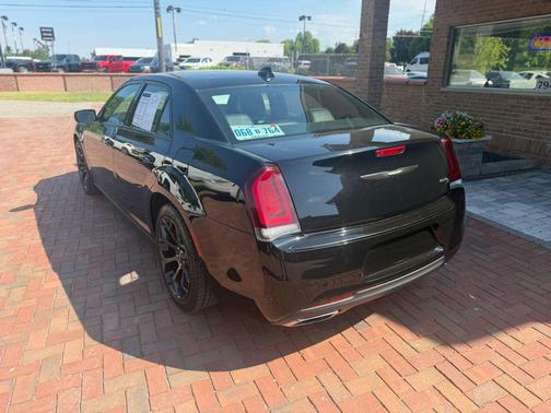 Gloss Black 2019 Chrysler 300 S
